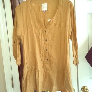 Cute mustard color tunic